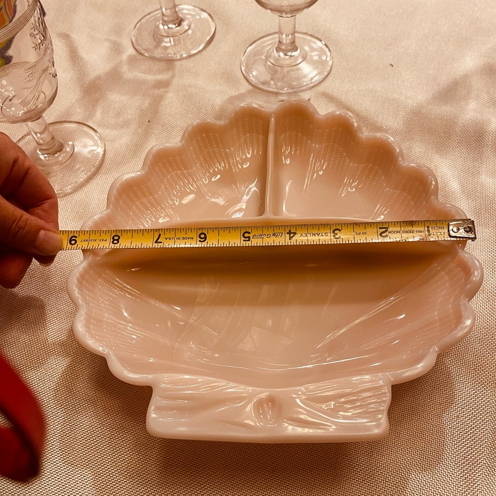 Vintage pink milk glass - Picture 5 of 5